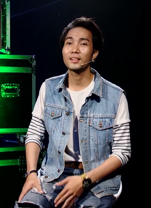 Nữ đại gia U50 khoe của để chinh phục 