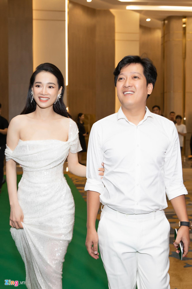 Truong Giang va sao Viet mung Nha Phuong tron 29 tuoi hinh anh 2