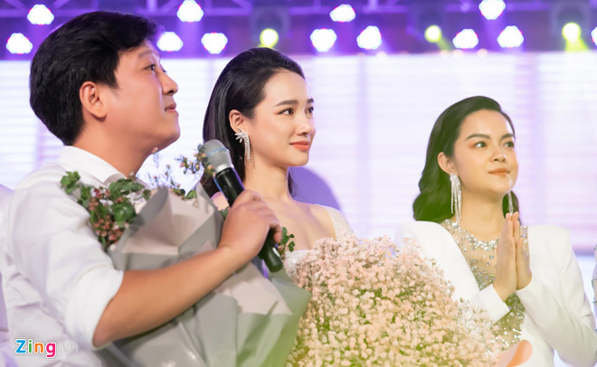 Truong Giang va sao Viet mung Nha Phuong tron 29 tuoi hinh anh 5